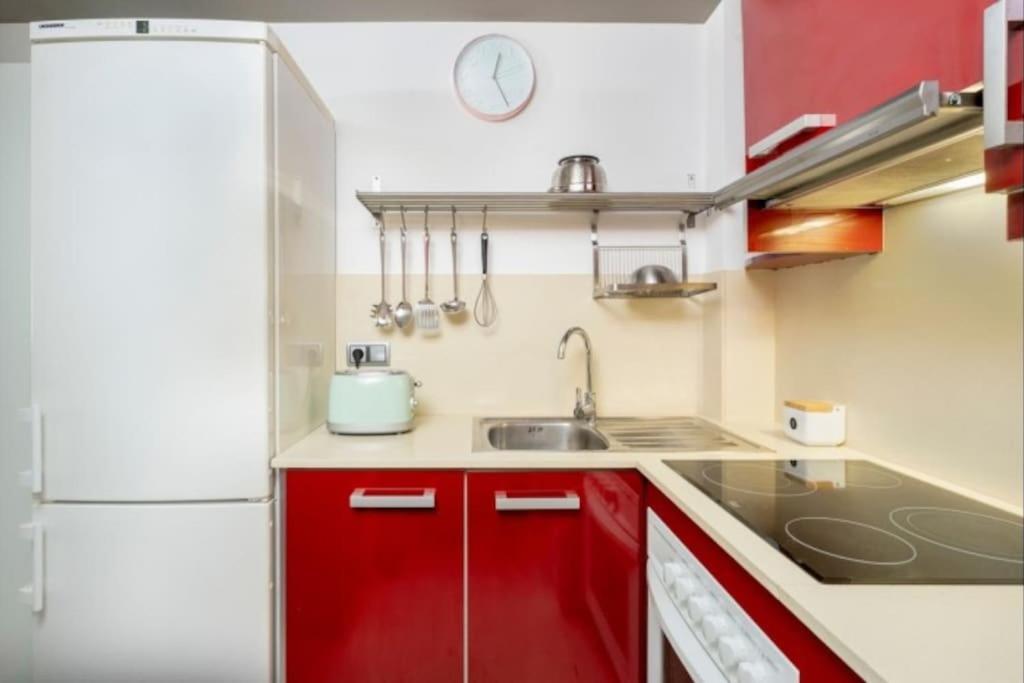 Acogedor Apartamento Cerca Del Casco Antiguo Gerona Buitenkant foto