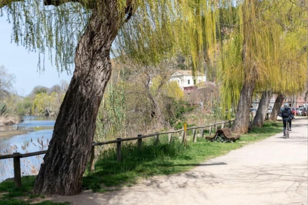 Acogedor Apartamento Cerca Del Casco Antiguo Gerona Buitenkant foto